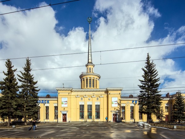 5 марта 1955 г. (65 лет) - В городе Петрозаводске открылся новый железнодорожный